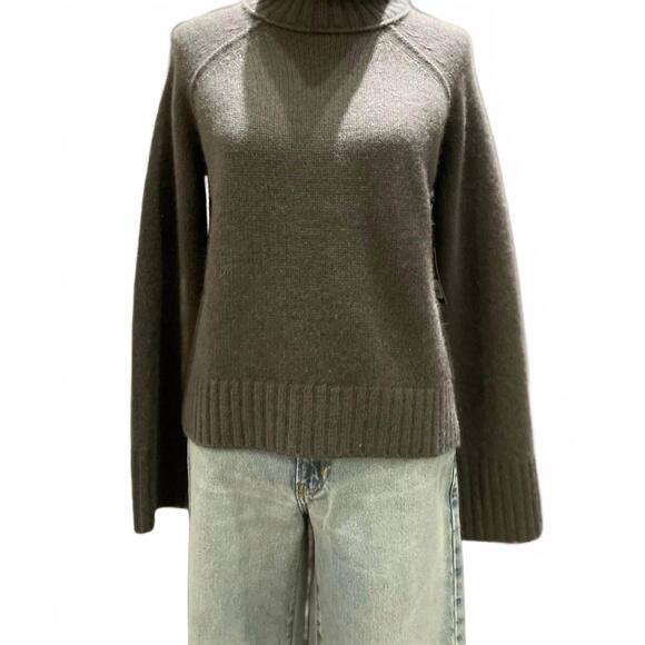 NEW BRAZEAU TRICOT women's cashmere chunky turtleneck sweater in pewter